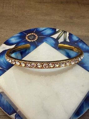 Ann Taylor Gold tone cuff bracelet Rhinestones #454